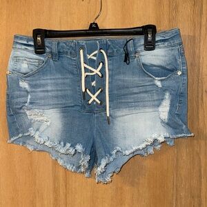 NWOT refuge denim shorts